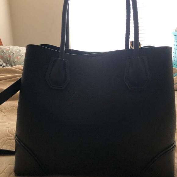Authentic Michael Kors Tote - Picture 3 of 7